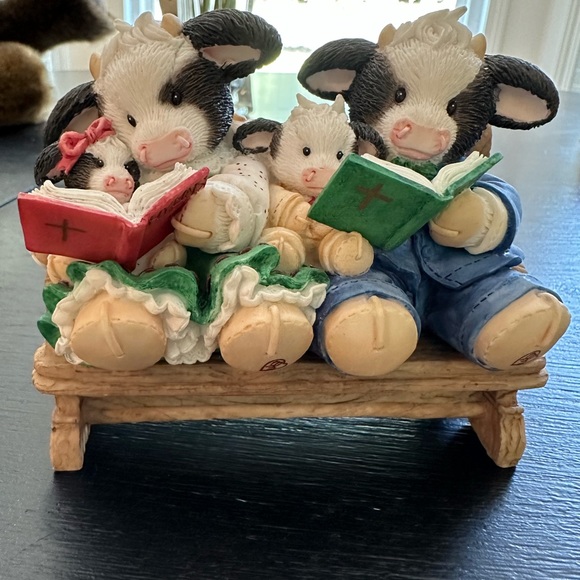 Mary Moo Moos Other - Marry Moo Moo Church Bench
